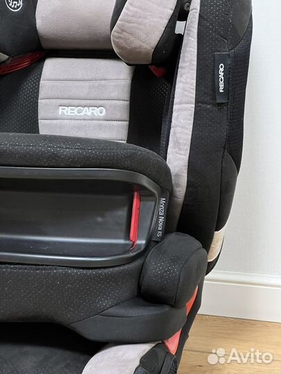 Автомобильное кресло Recaro Monza Nova IS