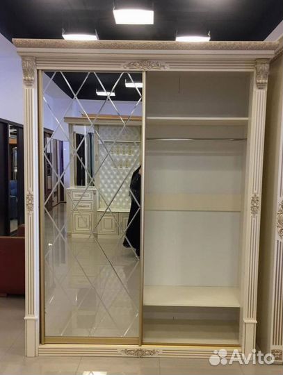 Шкаф Купе С Полками