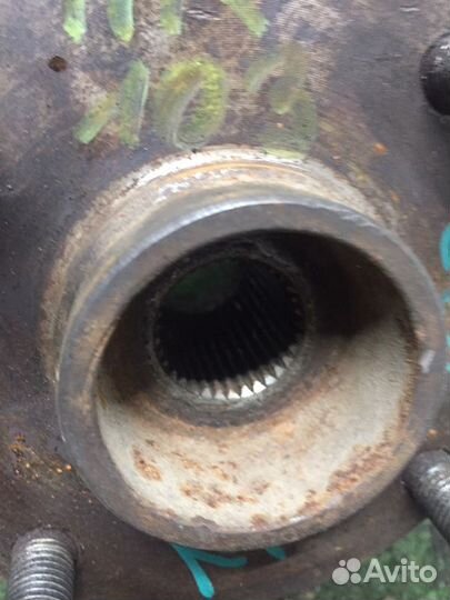 Кулак поворотный передний левый Chevrolet Lacetti