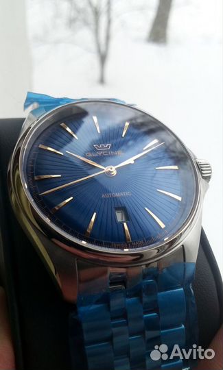 Новые швейцарские часы Glycine Combat Automatic