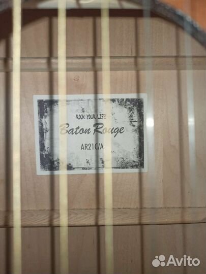 Акустическая гитара baton rouge