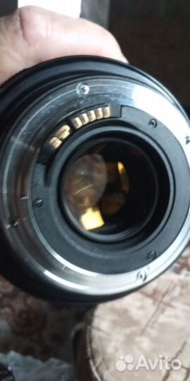 Обьектив sigma 180MM 2/8 macro canon EF