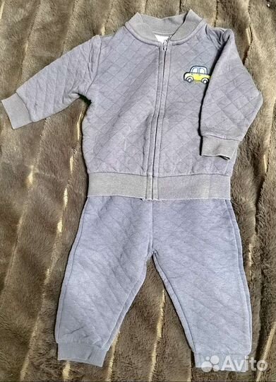 Костюмчики для мальчика на 6-9 мес