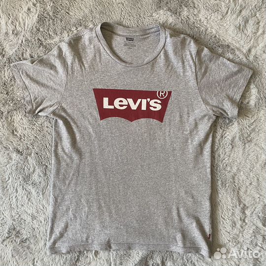 Футболка Levis