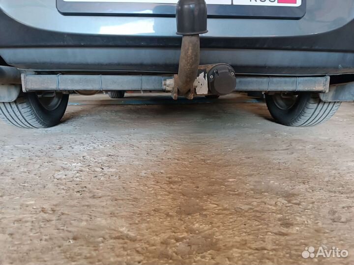 Фаркоп Шевроле кобальт равно р4