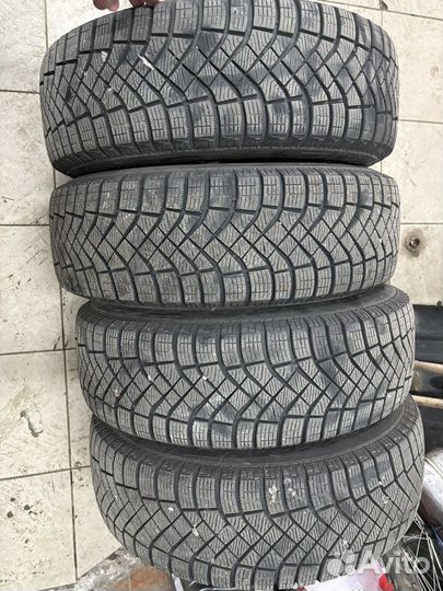 Комплект колес для Volkswagen 195/65 R15