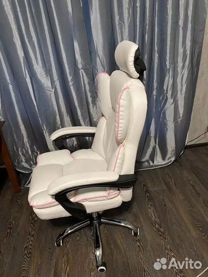 Компьютерное игровое кресло
