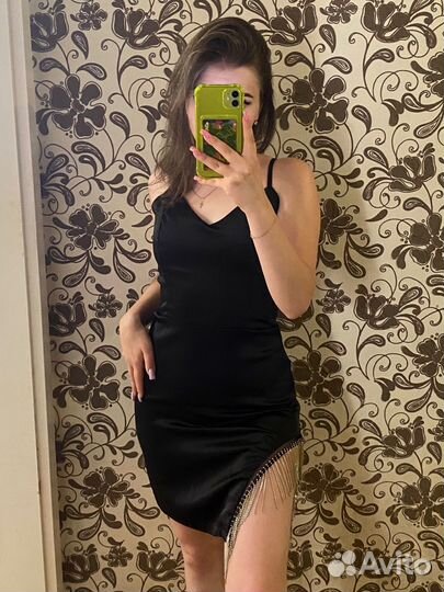 Чёрное платье на выход