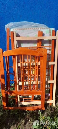 Кроватка детская с матрасом бу