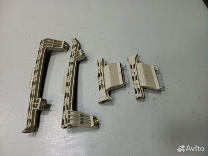 Направляющая стекла двери Hyundai Solaris седан