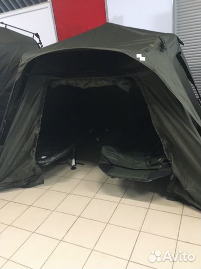 Шелтер и раскладушка