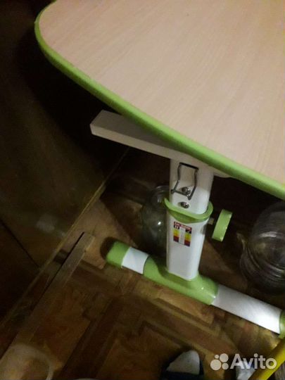 Растущий стол парта