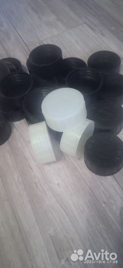 Крышки для бутылей 20 литров