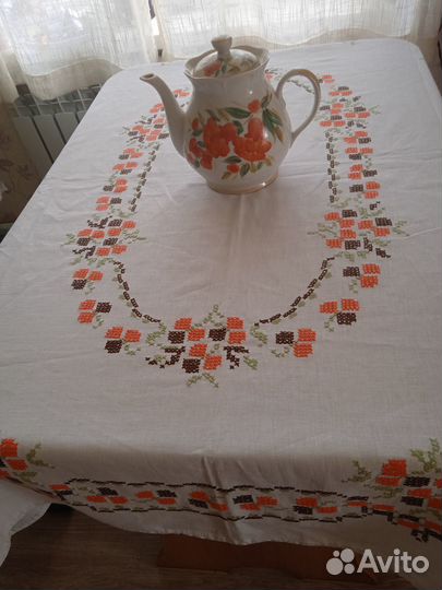 Винтажная скатерть из льна,с ручным рисунком
