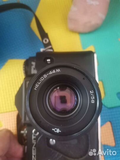 Плёночный фотоаппарат зенит ем