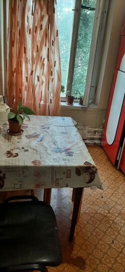 Комната 64 м² в 3-к., 4/12 эт.