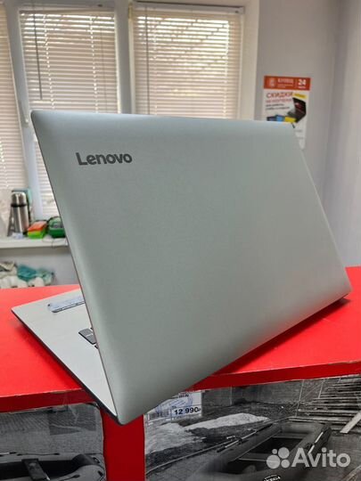 Ноутбук Lenovo Ideapad 330-17ast