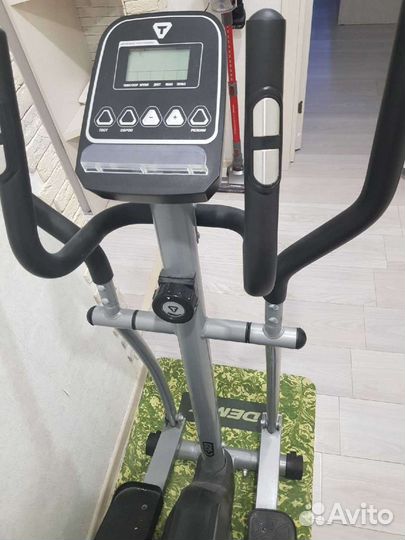 Эллиптический тренажер