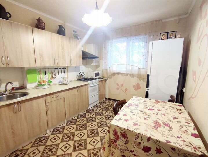 3-к. квартира, 72,1 м², 1/9 эт.