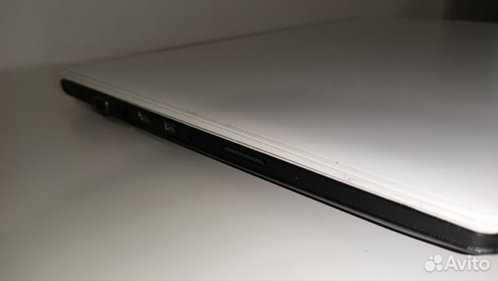 Ноутбук lenovo