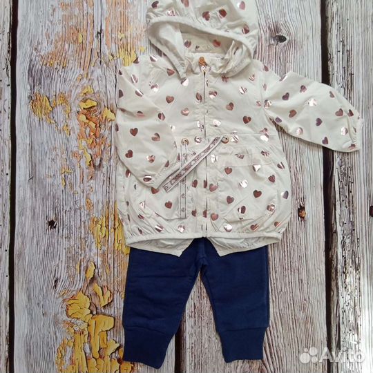 Лёгкая ветровка для девочек 74