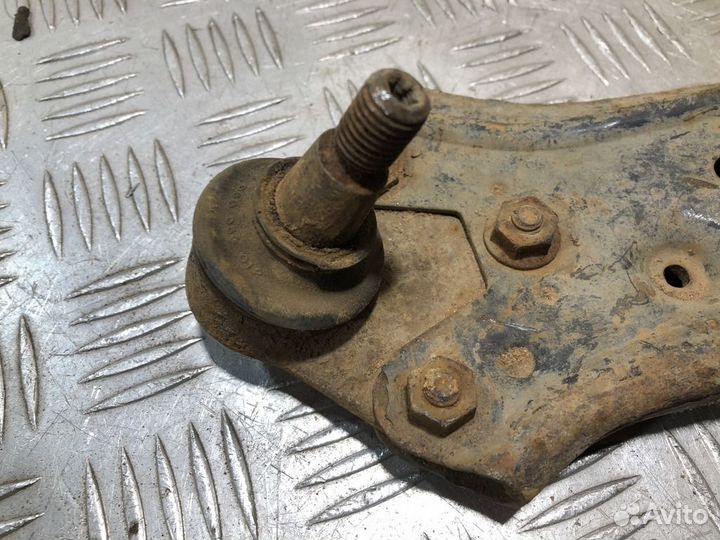 Рычаг передний левый нижний Skoda Fabia 1997 2007