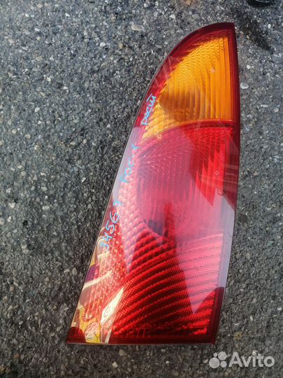 Фонарь задний правый Ford Focus 1