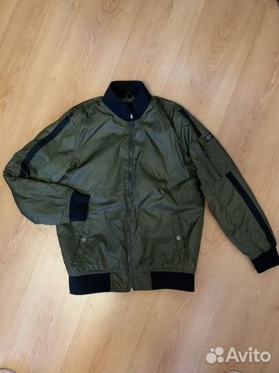 Бомбер на мальчика zara