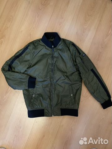 Бомбер на мальчика zara