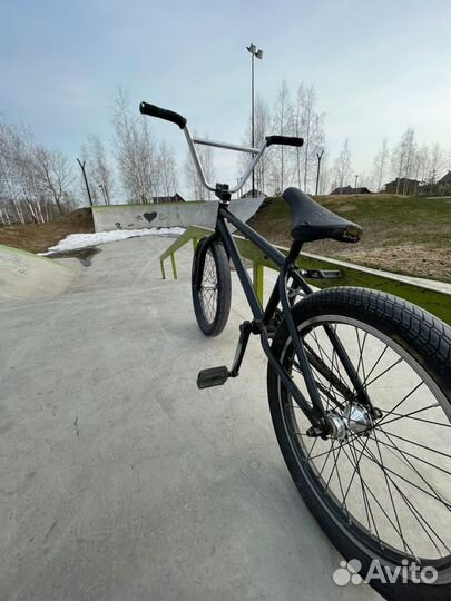 BMX полукастом на основе Radio Comrad 2016