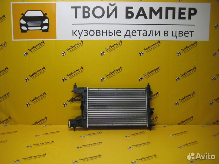Радиатор охлаждения Chevrolet cruze МКПП