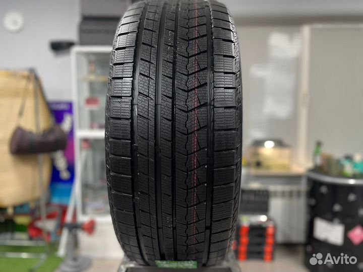 Grenlander Winter GL868 215/50 R17 95H