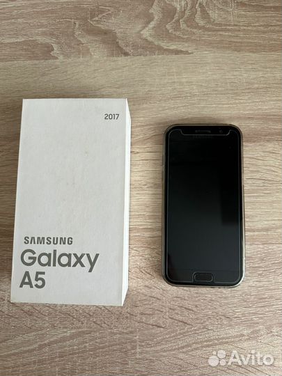 Samsung Galaxy A5 (2017) SM-A520F/DS, 3/32 ГБ