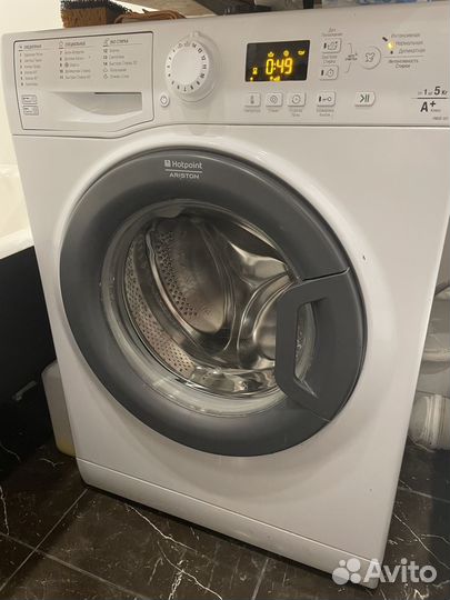 Стиральная машина Hotpoint Ariston (нужен ремонт)