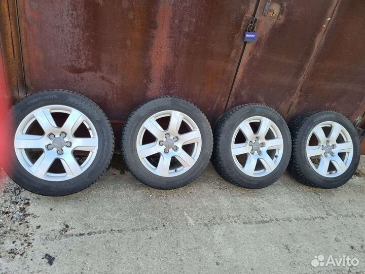 R17 Nokian Tyres Hakkapeliitta 8 225/55, PCD 5x112 DIA 66.6