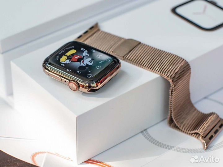 Часы Apple Watch 7 розовые