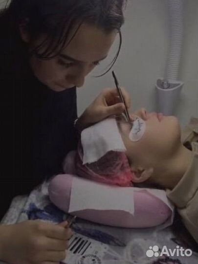 Обучение наращиванию ресниц