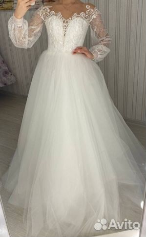 Свадебное платье пышное с длинным рукавом