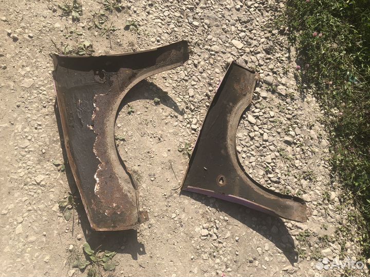 Продам крылья от машины ока