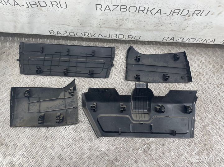 Накладки пассажирского сиденья Renault Master 10