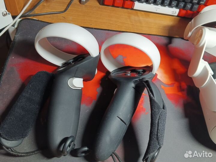 VR-шлем oculus quest 2 128GB + аксесуары