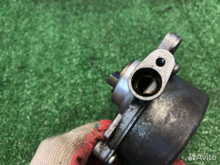 Насос вакуумный Peugeot 308 1.6 EP6 2008