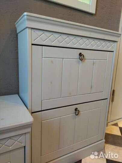 Прихожая из массива Белоруссия