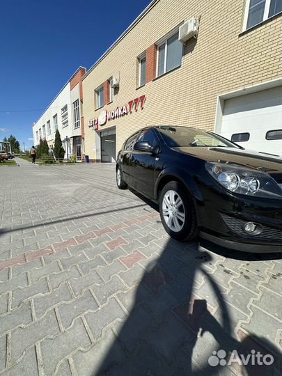 Opel Astra 1.8 AT, 2010, 266 000 км