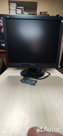 Монитор для компьютера philips