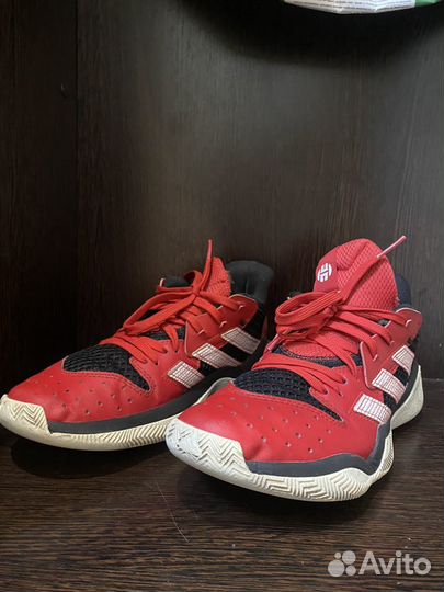 Баскетбольные кроссовки adidas harden stepback 1