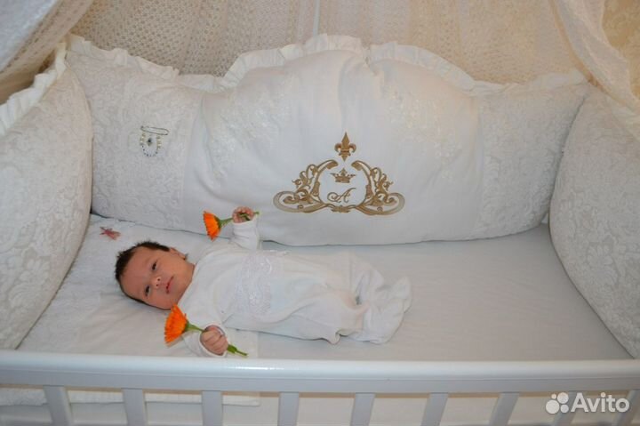 Комплект в детскую кроватку бортики