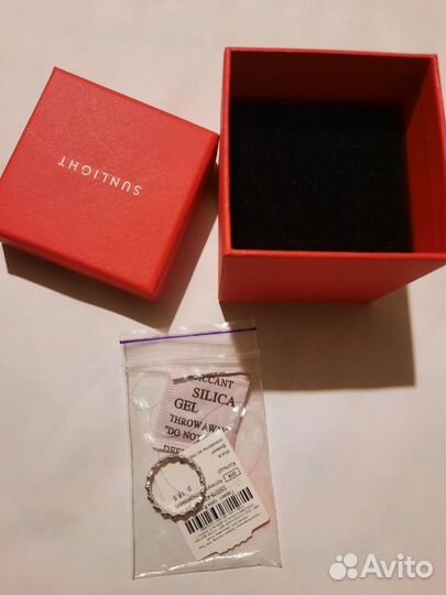 Серебряное кольцо с фианитами