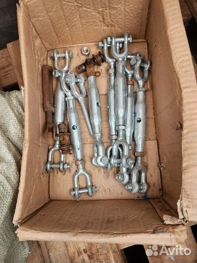 Крюк с блоком