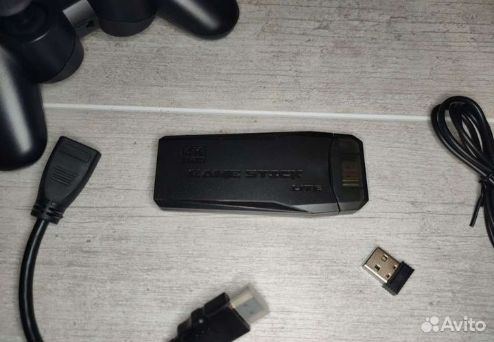 Игровая приставка для телевизора геймстик